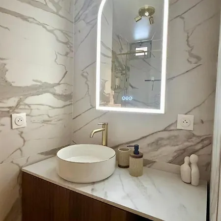 4p En Avec Piscine Sur Bandol Plages Et Circuit Du Castellet Apartman *